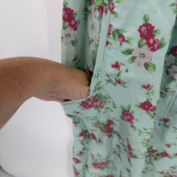 Wet Seal Y2K Floral Smocked Tube Dress with Pockets Size XL Description: - Picture 7 of 9